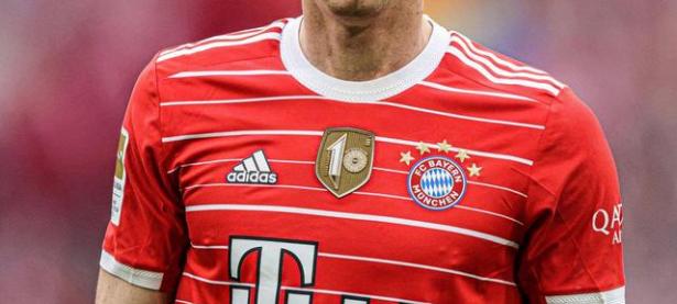 包含莱万多夫斯基破门，拜仁慕尼黑胜利在望的词条