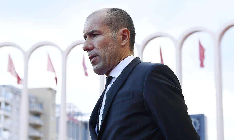 摩纳哥官方宣布解雇主帅,球队陷入动荡 摩纳哥官方宣布解雇主帅,球队陷入动荡