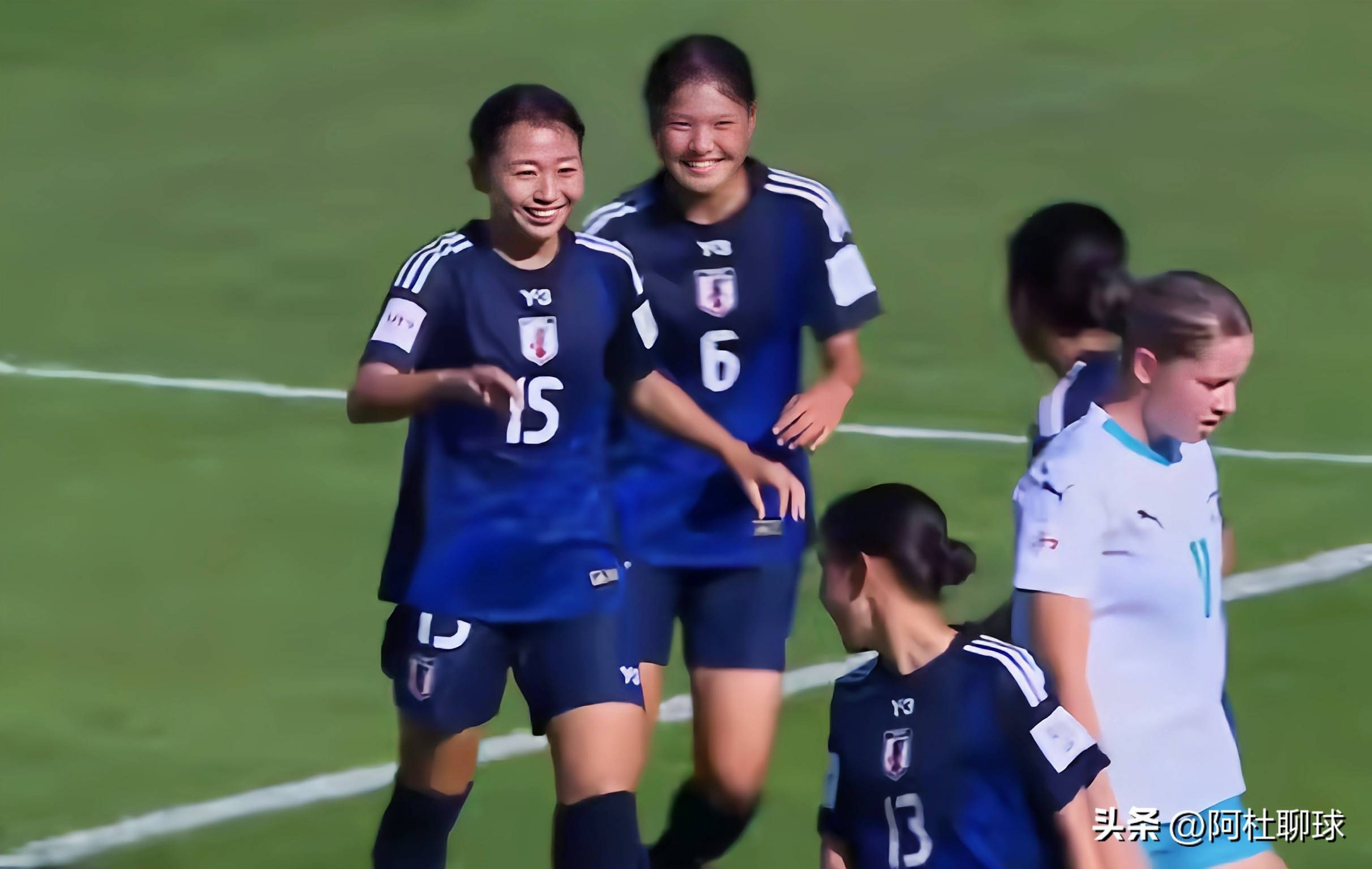 韩国女足队在亚洲杯小组赛中取得两连胜