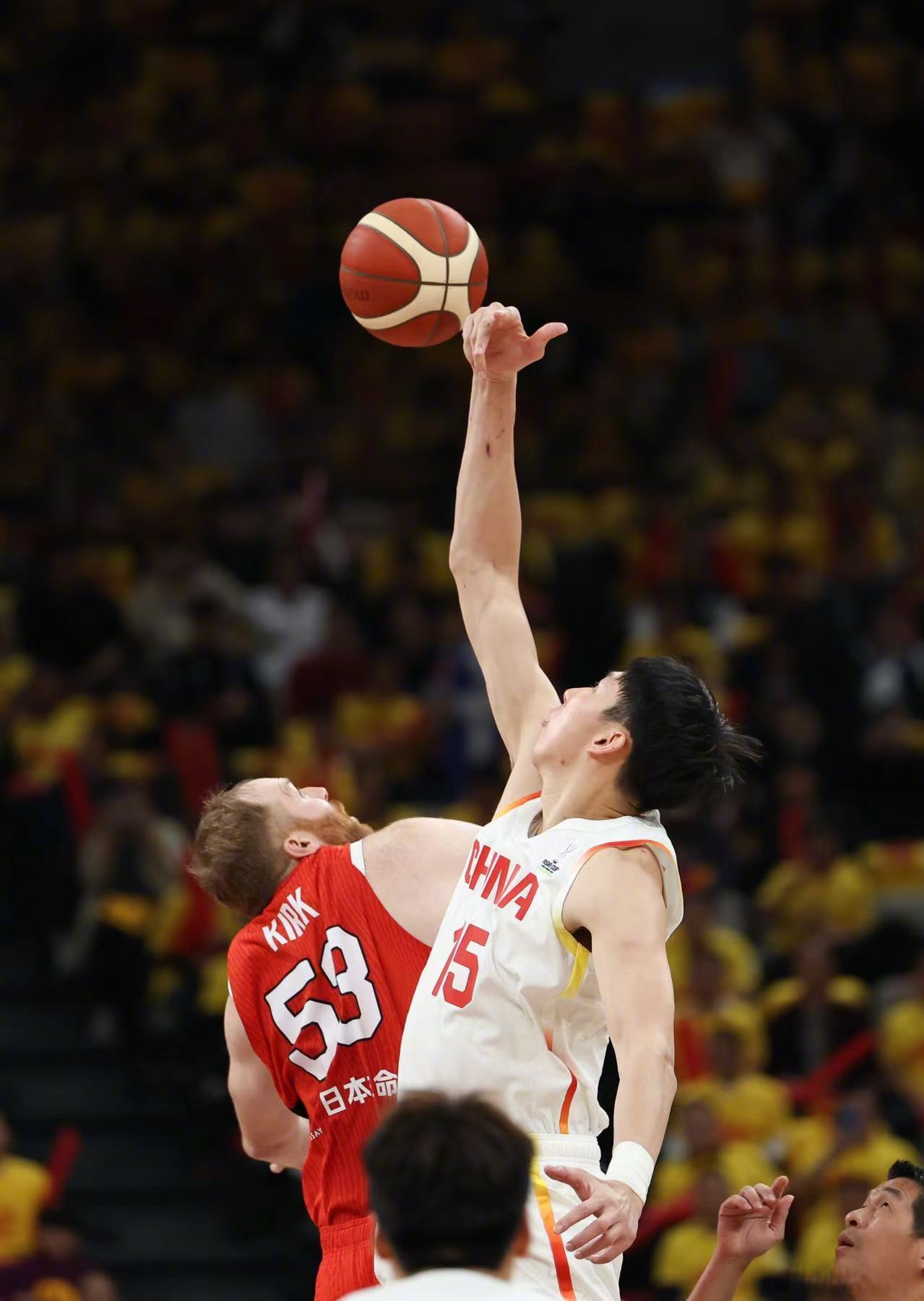 西藏男篮在球场上打出精彩表现赢得掌声 西藏男篮在球场上打出精彩表现赢得掌声