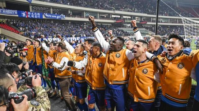 新赛季开始,球队迎接新挑战 新赛季开始,球队迎接新挑战