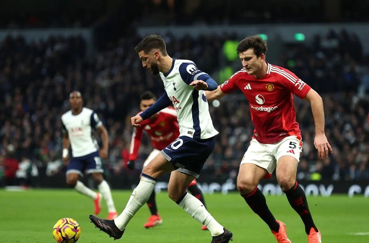 曼联客场大胜,晋级前景看好的简单介绍 曼联客场大胜,晋级前景看好的简单介绍